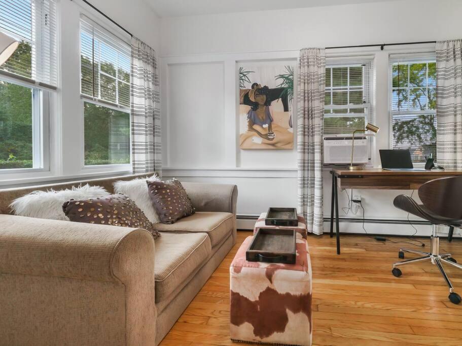 Midcentury Mod Suite, Hudson River/Mt Beacon Views Newburgh Exterior foto